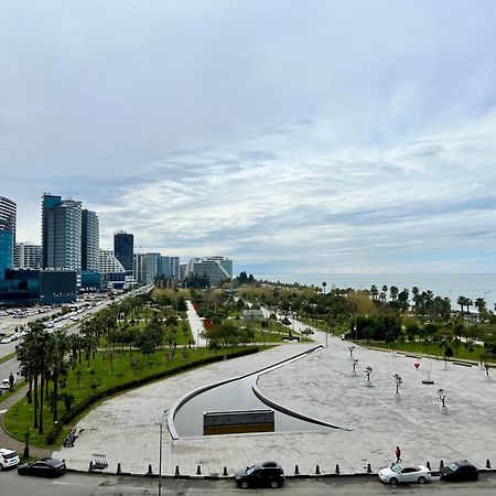 Orbi Beach Tower Batumi Exteriör bild