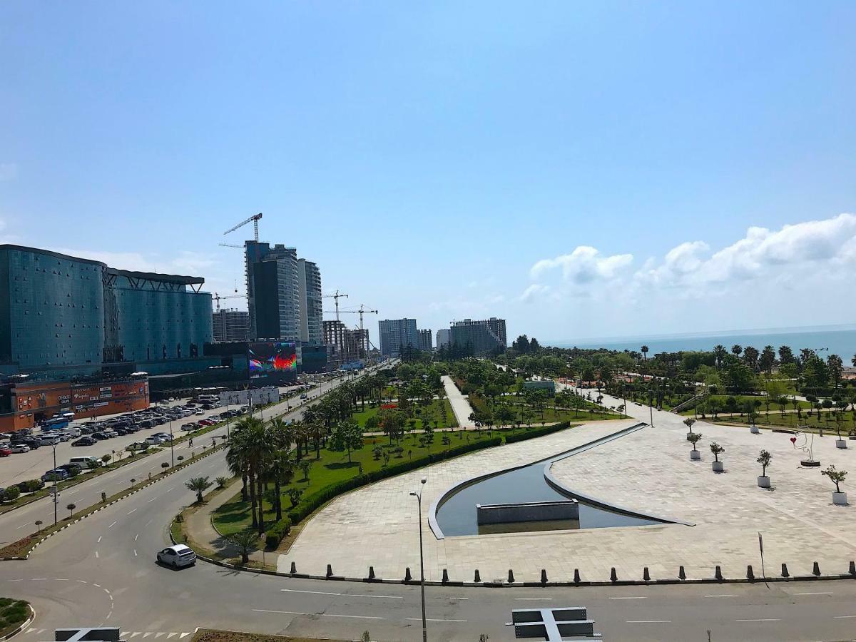 Orbi Beach Tower Batumi Exteriör bild