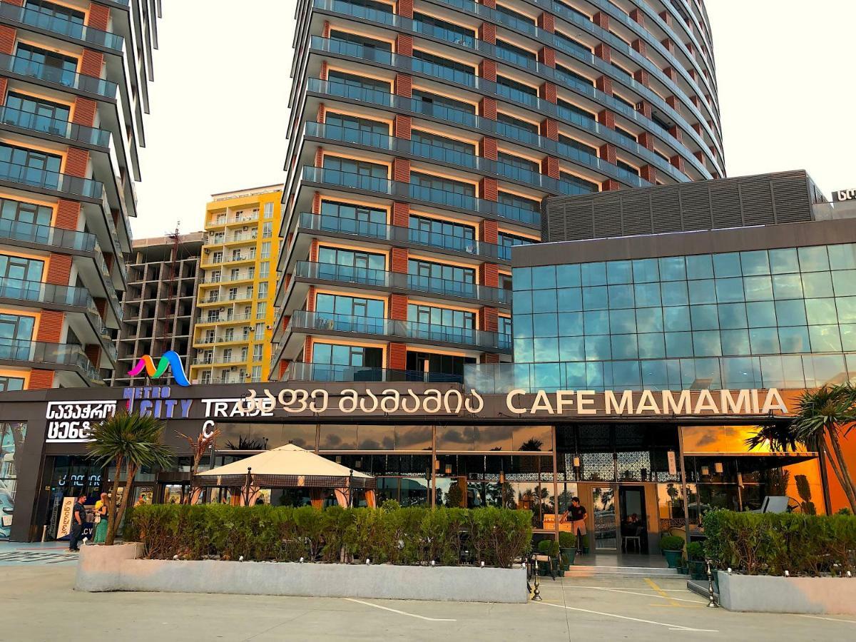 Orbi Beach Tower Batumi Exteriör bild
