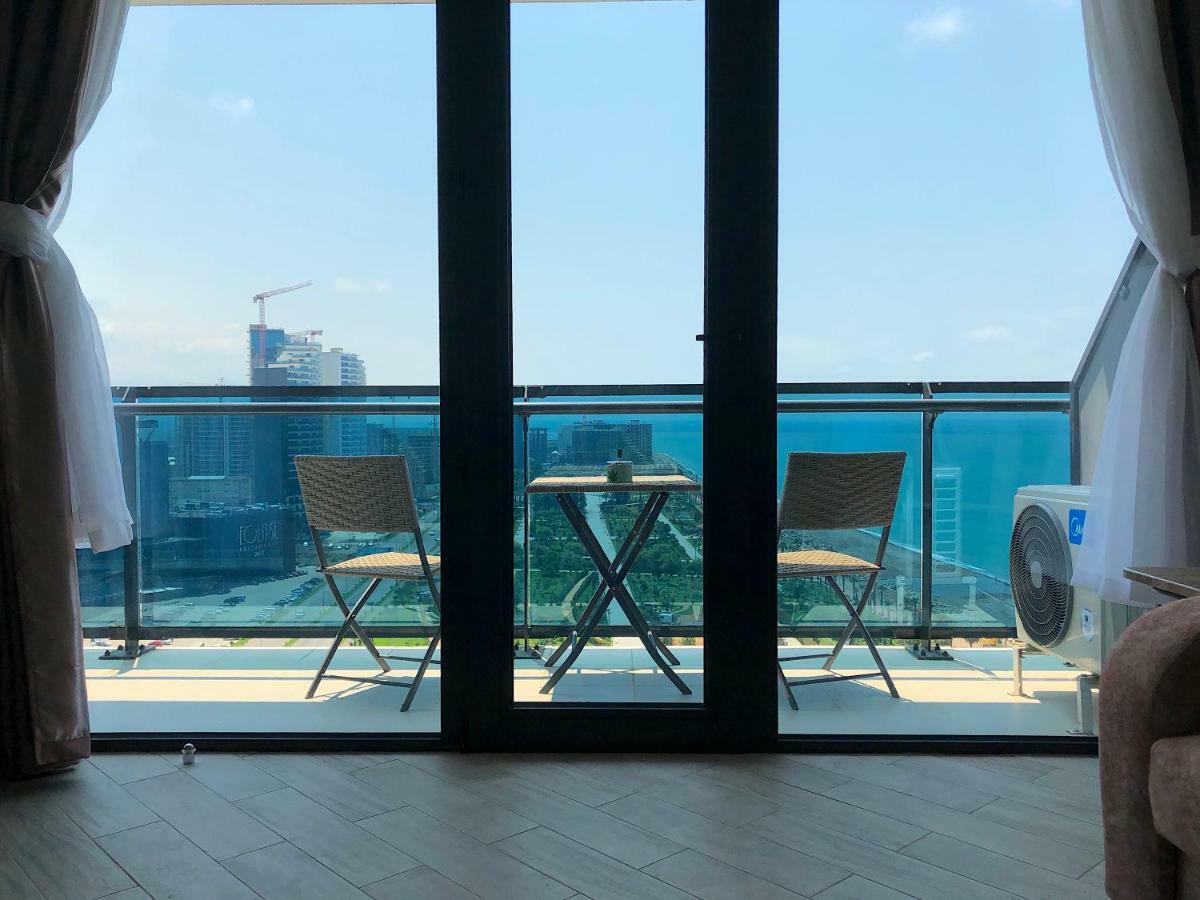 Orbi Beach Tower Batumi Exteriör bild