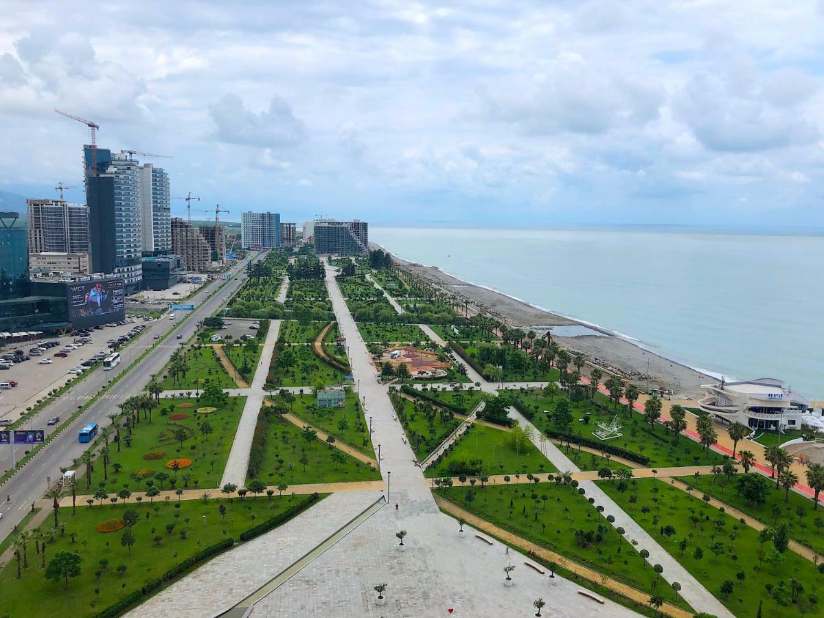 Orbi Beach Tower Batumi Exteriör bild